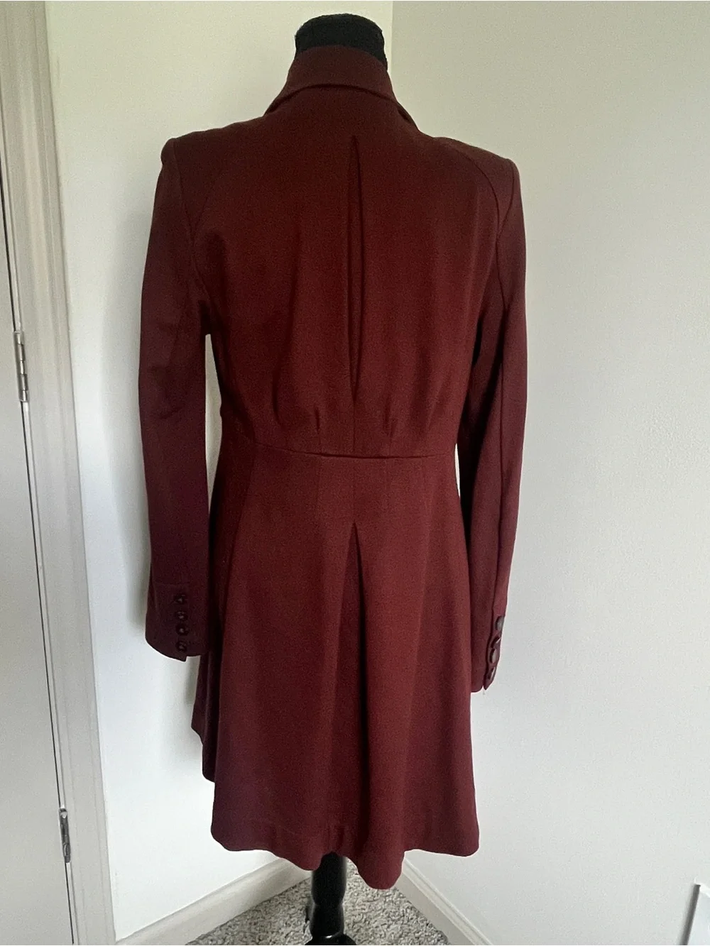 CAbi chic sophisticated